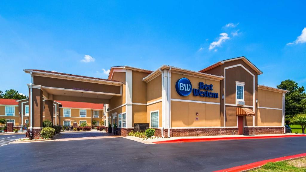Best Western Sherwood Inn & Suites - main image