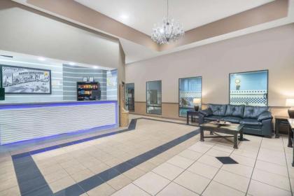 Super 8 by Wyndham North Little Rock/McCain - image 7