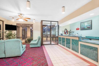 Days Inn by Wyndham N Little Rock East - image 12