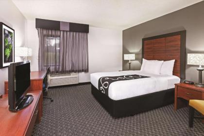 La Quinta by Wyndham N Little Rock - McCain Mall - image 4
