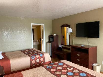 Super 8 by Wyndham Little Rock/North/Airport - image 15