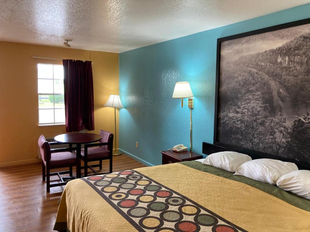 Super 8 by Wyndham Little Rock/North/Airport - image 7