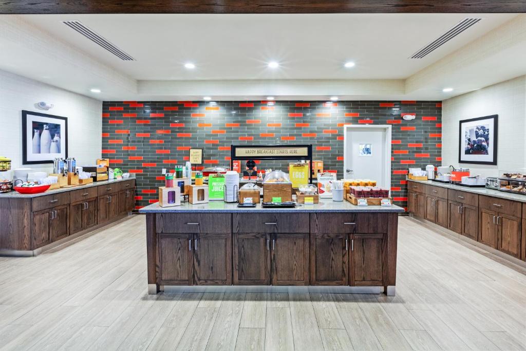 Hampton Inn North Little Rock McCain Mall AR - image 3