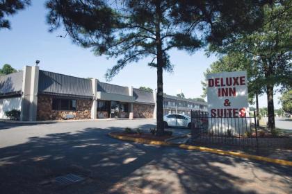 Fairview Inn & Suites - image 2