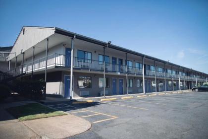 Fairview Inn & Suites - image 5