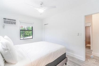 Cozy Apt in Biscayne Park Area Near Bay Harbour Beach! - image 15