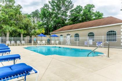Comfort Inn N Myrtle Beach Barefoot Landing - image 2