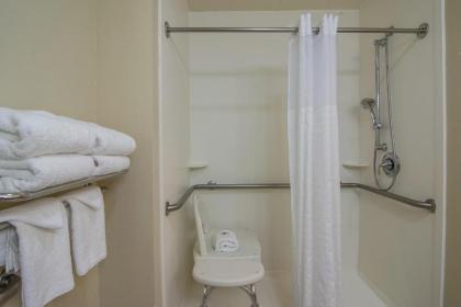 Baymont by Wyndham North Myrtle Beach - image 3