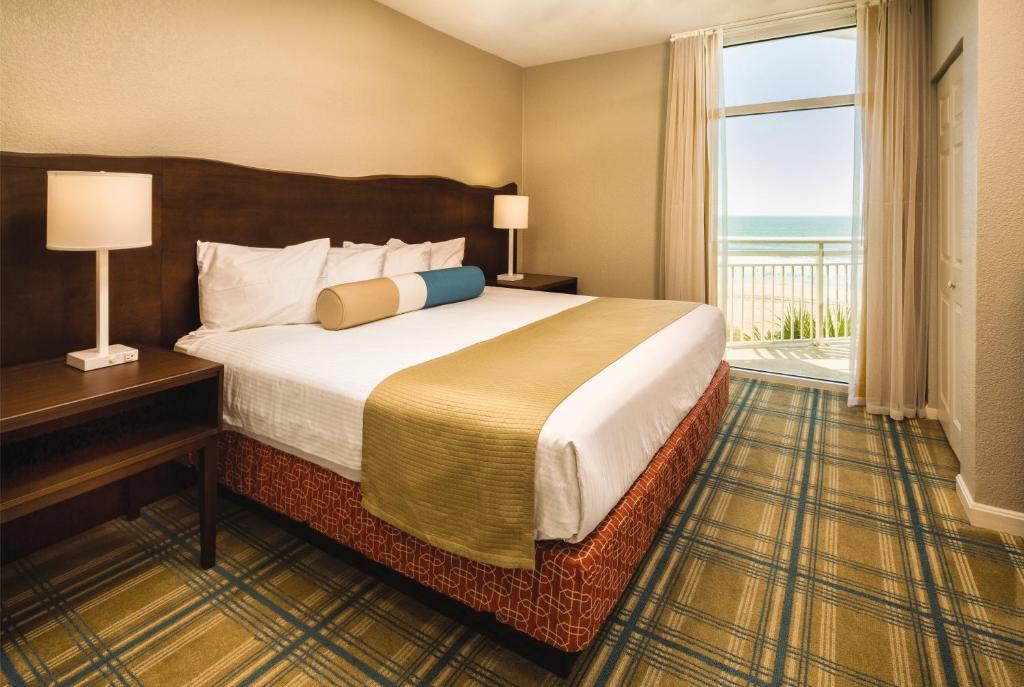 Club Wyndham Ocean Boulevard - image 2