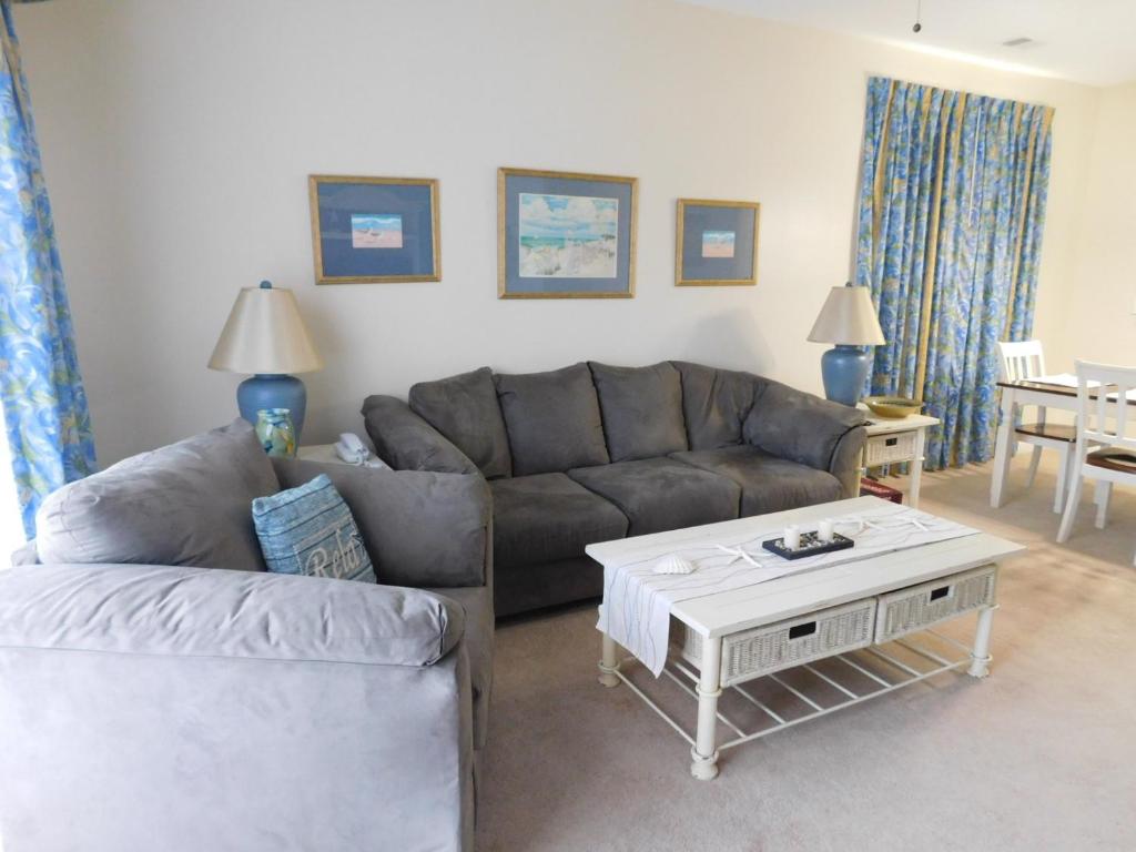 Cypress Bend #124 Condo - main image