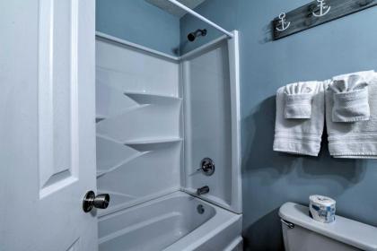 Summertime Getaway - Steps from Atlantic Beach! - image 17