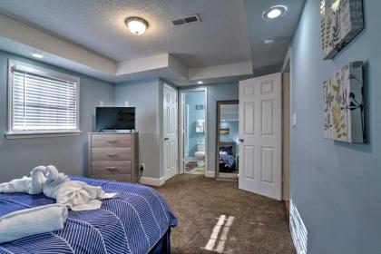 Summertime Getaway - Steps from Atlantic Beach! - image 3