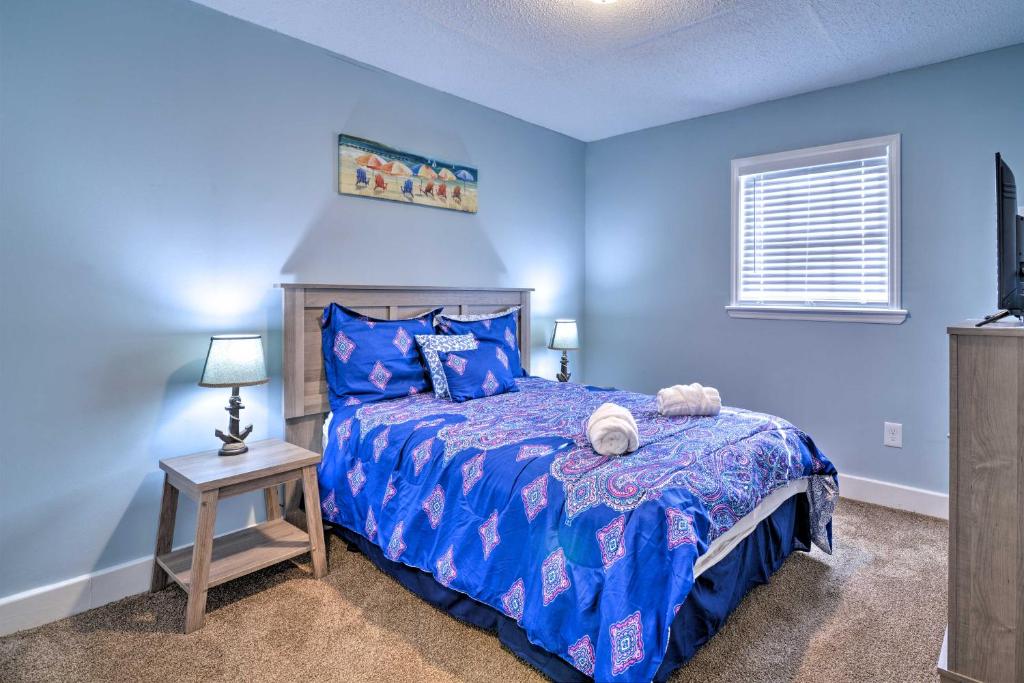 Summertime Getaway - Steps from Atlantic Beach! - image 7