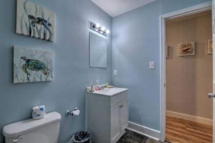 Summertime Getaway - Steps from Atlantic Beach! - image 8