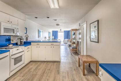 Bright Beachy Condo Boardwalk Access and Patio
