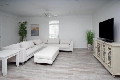 Admirals Quarters A - image 4