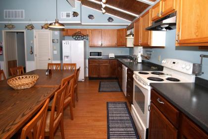 Reunion Place - image 2
