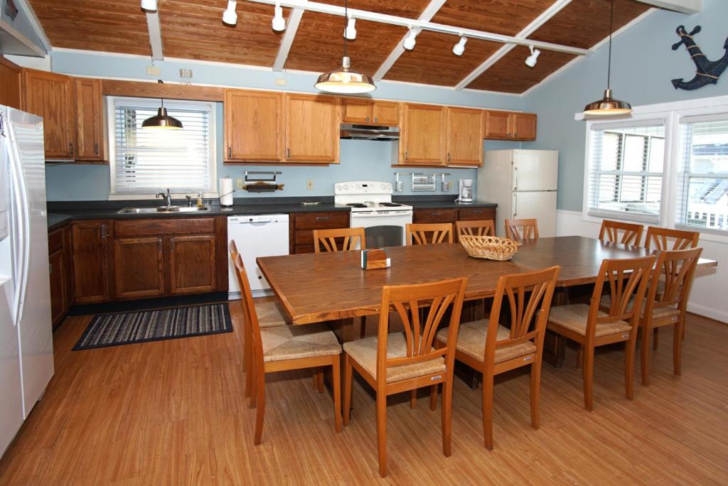 Reunion Place - image 3