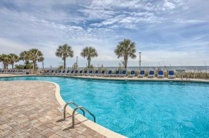 North Myrtle Beach Condo with Lazy River Pools!