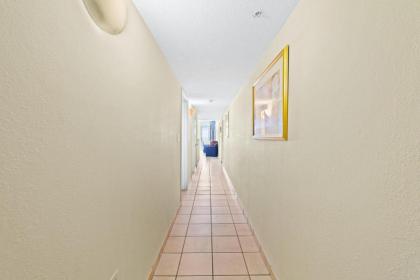 Baywatch Resort 1821 - Budget friendly 2 bedroom unit overlooking the ocean - image 8