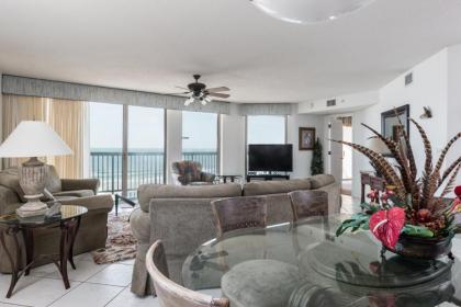 Emerald Cove II 5A   Feel at home away from home in this spacious Emerald Cove II condo South Carolina