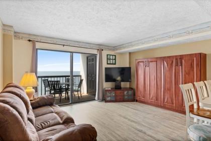 Crescent tower I 602   Oceanfront 6th floor condo with a murphy bed and an outdoor pool South Carolina