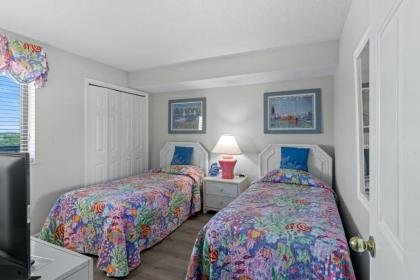 Ocean Bay Club 807 - Naturally beautiful unit with a recliner and indoor pool - image 18
