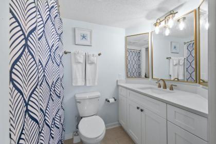 Windy Hill Dunes 1302 - Elegant oceanfront condo with hardwood floors and a lazy river - image 14