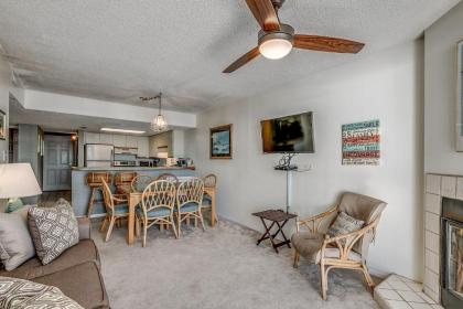 Waterpointe II 905 - Enjoy the season with beautiful views in the perfect spot - image 2