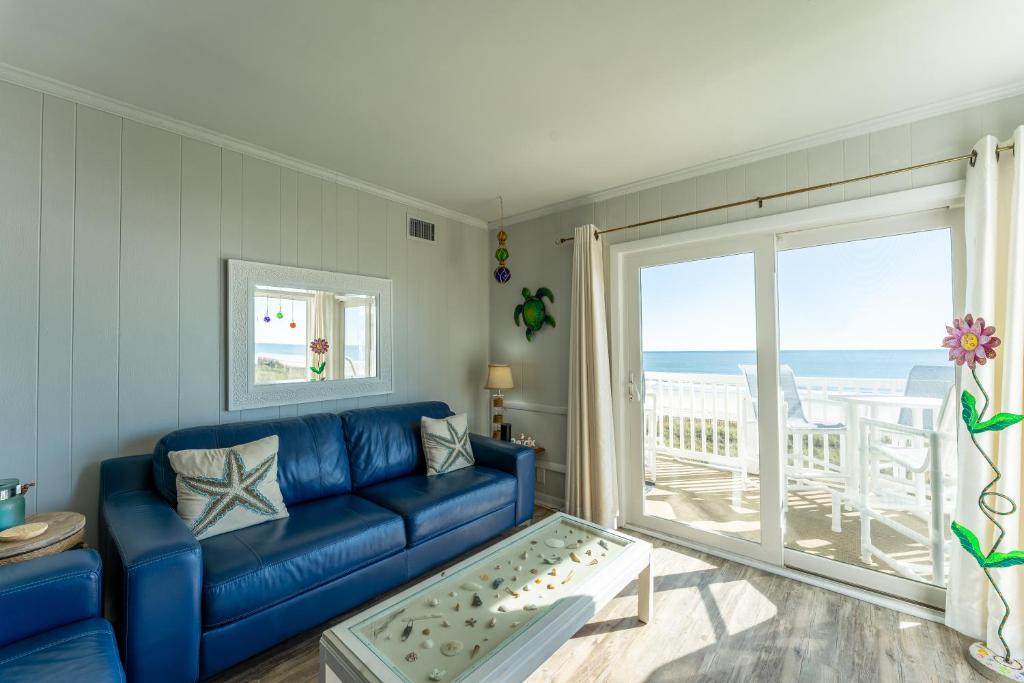 Charming Ocean-view Condo at Ocean Pier 3 - main image