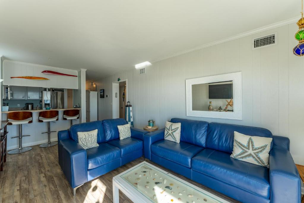 Charming Ocean-view Condo at Ocean Pier 3 - image 3