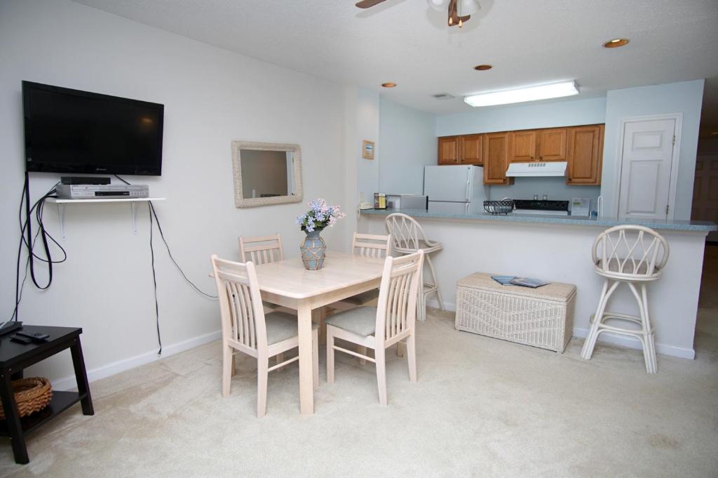 Tilghman Shores H2 - main image