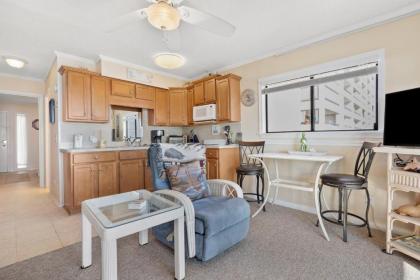 Sea Cabin 224 - image 18