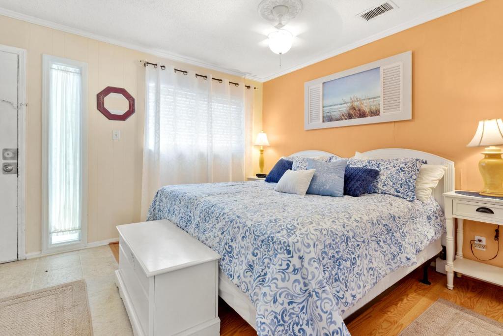 Sea Cabin 224 - image 6