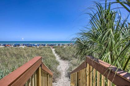 Bay Watch Resort Condo with Oceanfront Balcony! - image 2