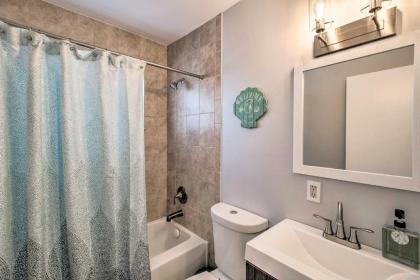 Coastal Townhome with Patio about 2 Mi to Beach! - image 13