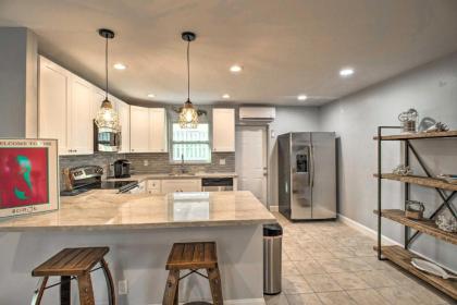 Coastal Townhome with Patio about 2 Mi to Beach! - image 8