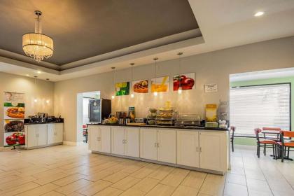 Quality Inn & Suites North Richland Hills - image 2