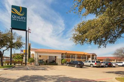 Quality Inn & Suites North Richland Hills - image 5