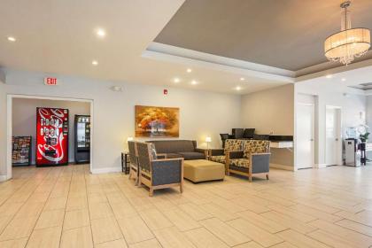 Quality Inn & Suites North Richland Hills - image 9