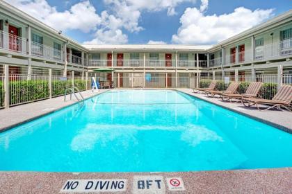 Travelodge by Wyndham North Richland Hills/Dallas/Ft Worth - image 11