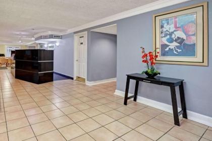 Travelodge by Wyndham North Richland Hills/Dallas/Ft Worth - image 12