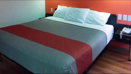 Motel 6-North Richland Hills TX - image 11