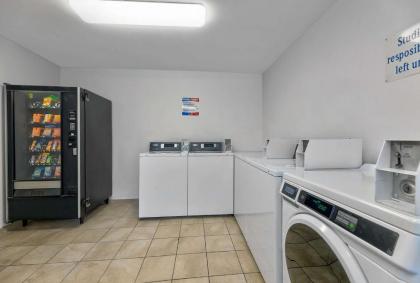 Studio 6-North Richland Hills TX - Fort Worth - image 10