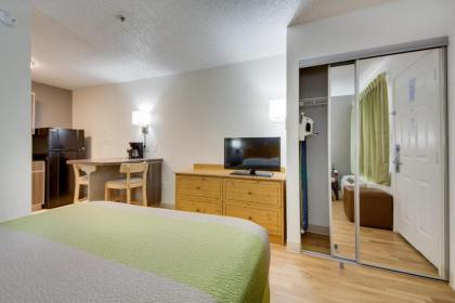 Studio 6-North Richland Hills TX - Fort Worth - image 2