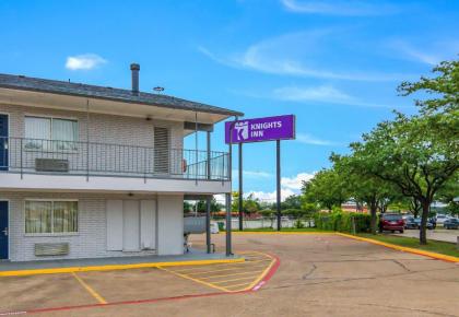 Knights Inn North Richland Hills - image 2