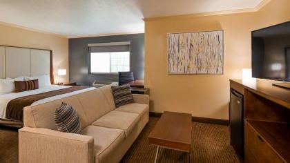 Best Western PLUS Cotton Tree Inn - image 4