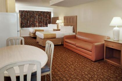Matador Oceanfront Resort - image 13