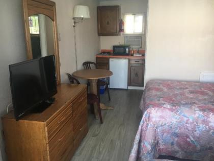 Surf Haven Motel - image 4