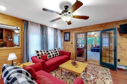 The Mitchell House - image 3